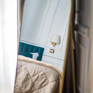 Hold - Luxury Bed & Breakfast Roma