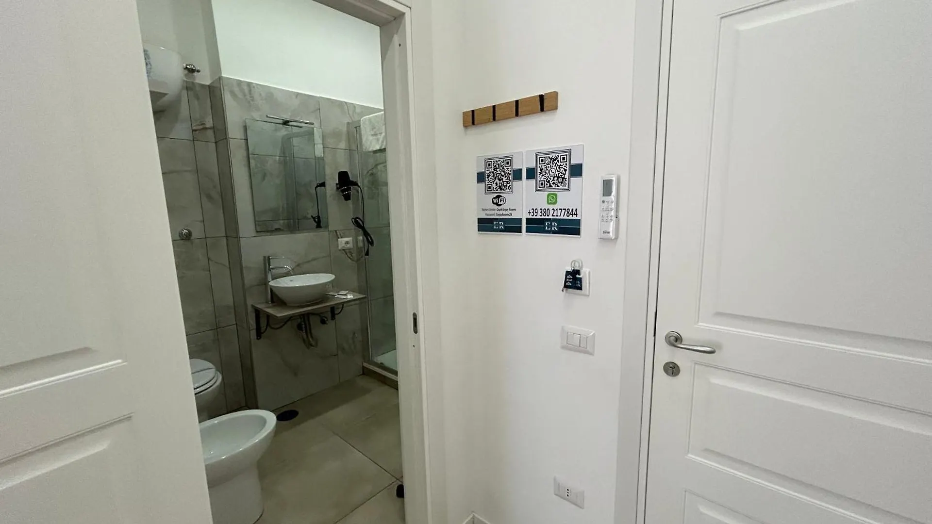 Enjoy Rooms Naples Guest house